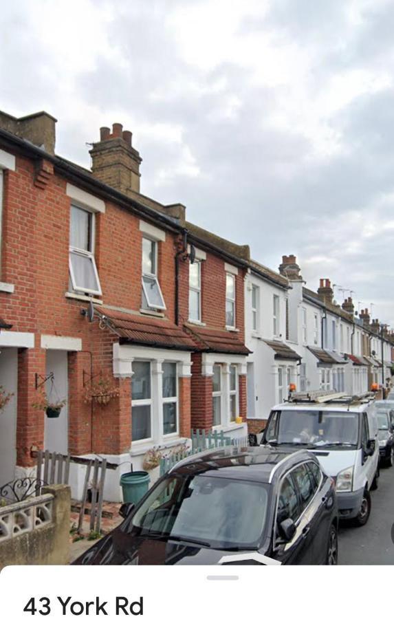 Stunning Twickenham Rugby Studio Flat Teddington Exterior foto